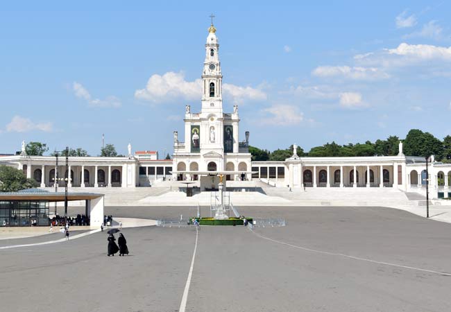 UNIVERSITY SYMPOSIUM